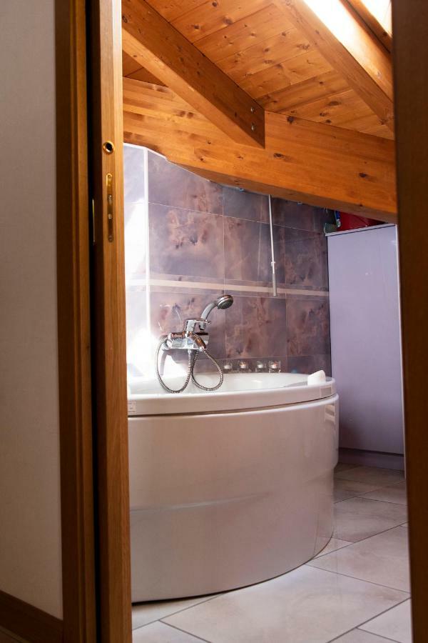 Romantic Home Sondalo Exterior photo